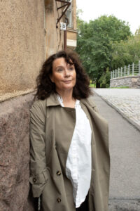 Näyttelijä Ella pyhältö Kuva Marika Finne